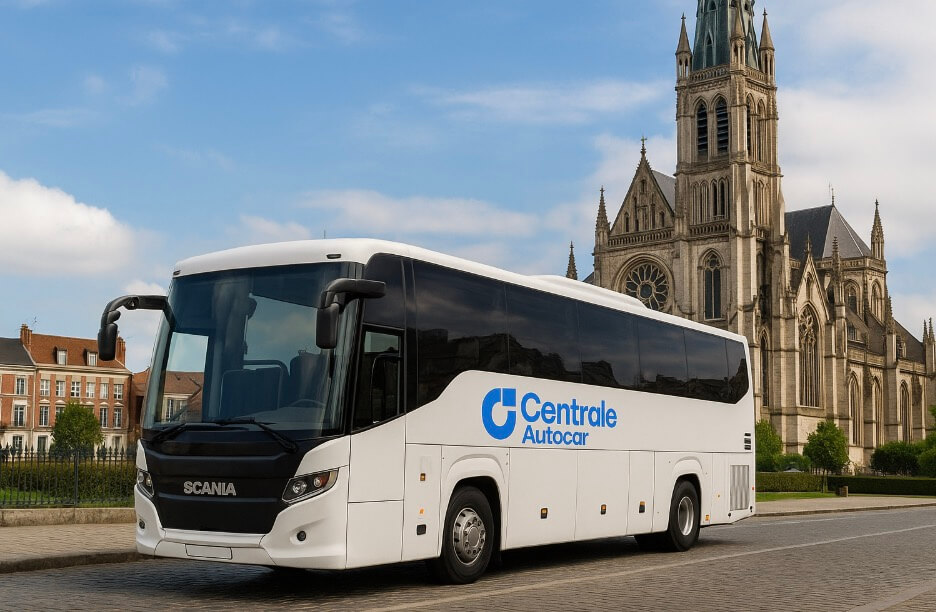 Bus loué à Tourcoing, devant l'église