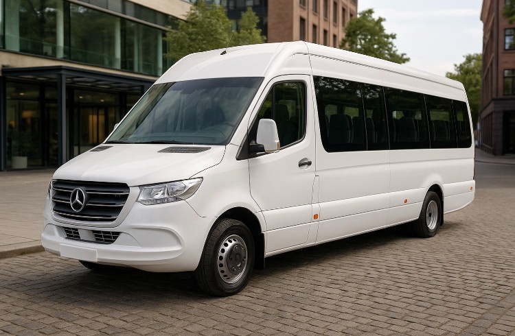 Location d'un minibus 25 places Centrale Autocar