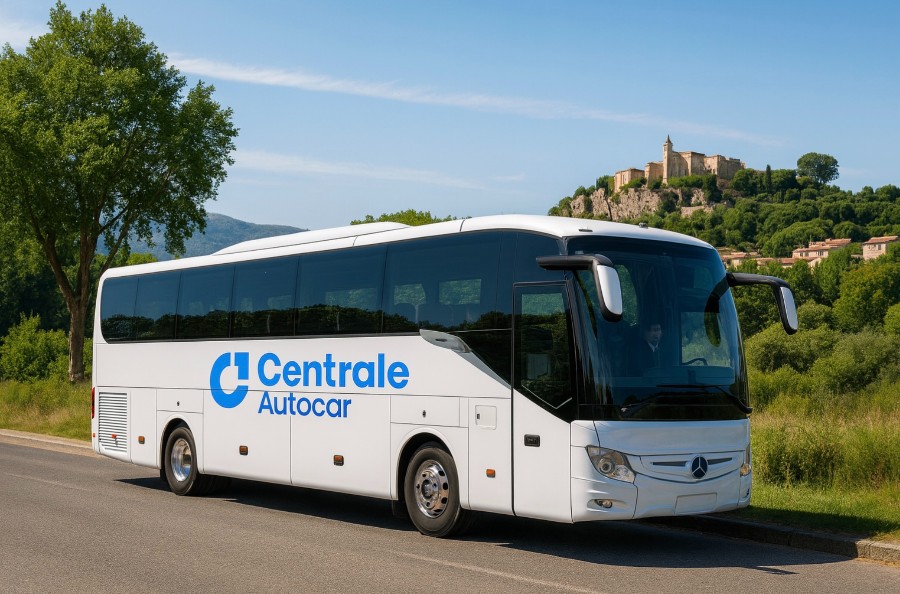 Bus loué en région Provence Alpes Côte d'Azur avec Centrale Autocar