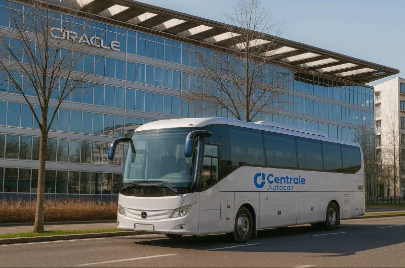 Location de bus et Minibus à Colombes dans le 92 avec Centrale Autocar